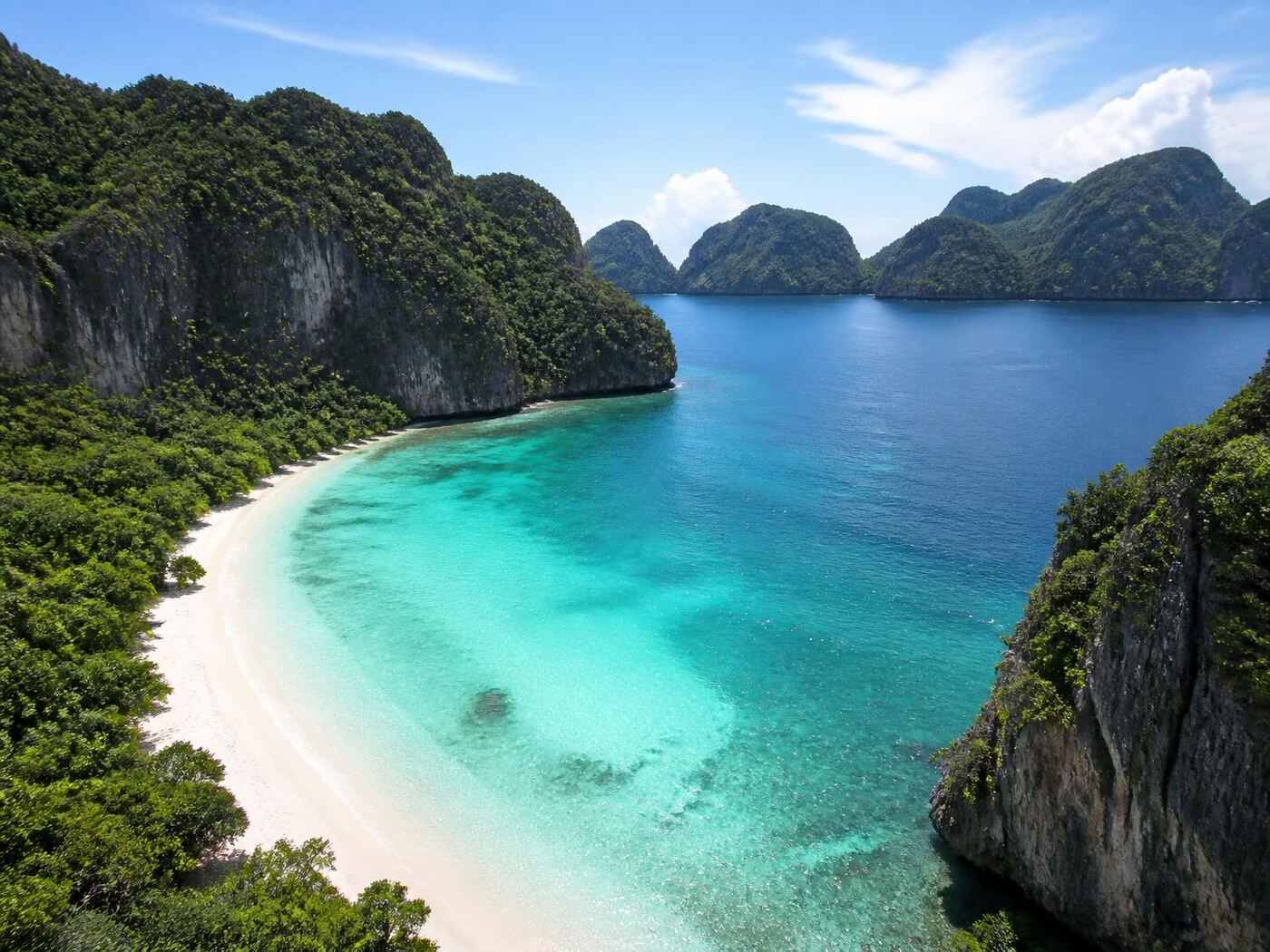 Phi Phi Islands — private luxury tour in Thailand (2 of 3)